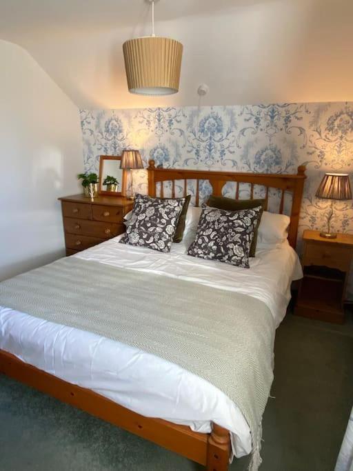 The Wheelhouse At Hewish Mill Holiday home Bittadon